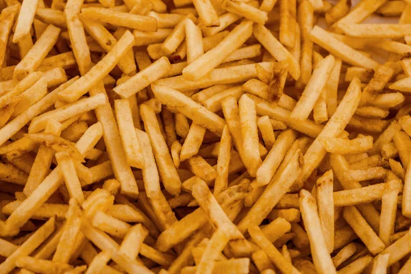 Frische goldene Kartoffelchips — Stockfoto