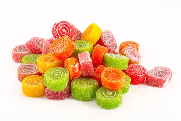 Gros plan de savoureux bonbons colorés sucrés — Photo