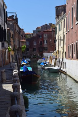 Güzel Venedik tecritten hemen sonra, temiz su ve normalden çok daha az insan ile