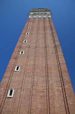 Güzel Venedik tecritten hemen sonra, temiz su ve normalden çok daha az insan ile
