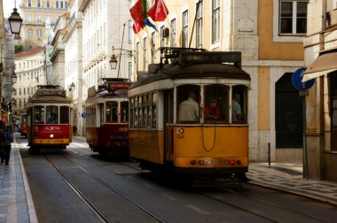 Eski sevgi dolu Lizbon