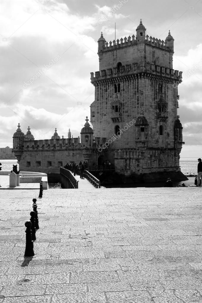 Old Loving Lisbon