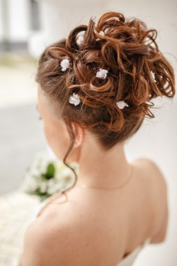 saç modeli, düğün kadınlar arka görünüm.