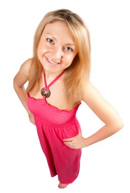 Pembe ceketli güzel bir kadın.