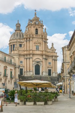 Duomo di San Giorgio, bir kare ile bir kilise St George Ragusa, Sicilya İtalya