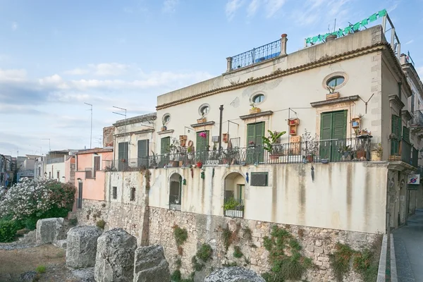 Casa nel centro storico di Siracusa, Sicilia, Italia — Foto Stock