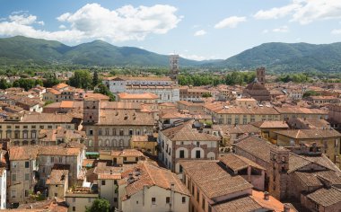 Lucca Panoraması. Tuscany. İtalya.
