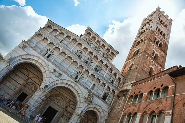 Kilise San Martino bölgesindeki Lucca, Toskana, İtalya — Stok fotoğraf