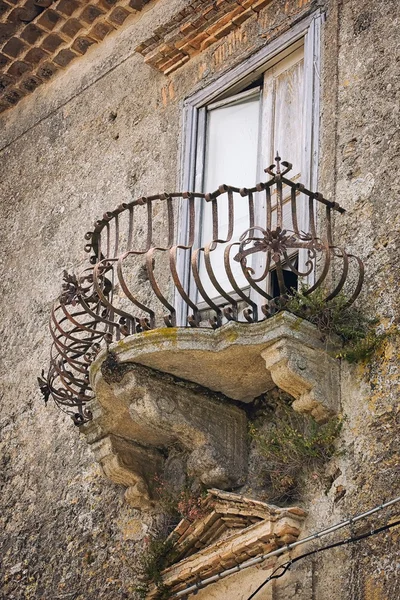 Old balcony in Tuscany — Stock Photo, Image
