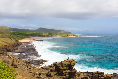 Sandy Beach Park 'ın manzarası, Oahu, Hawaii Halona Gözcüleri' nden görüldüğü gibi.