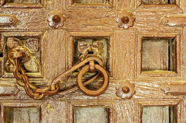 Geleneksel Hint kapı tokmağı altın Fort Jaisalmer, Rajast