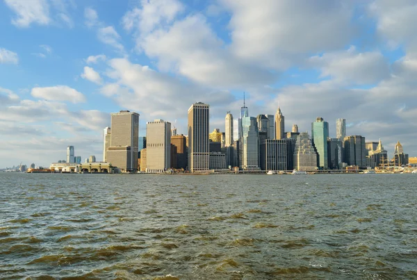 NYC skyline at sunny day. — Stock Photo, Image