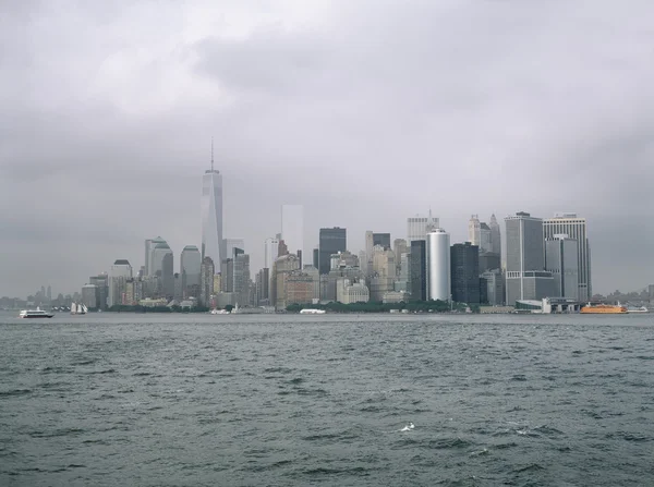 Manhattan on a cloudy day. — Stock Photo, Image