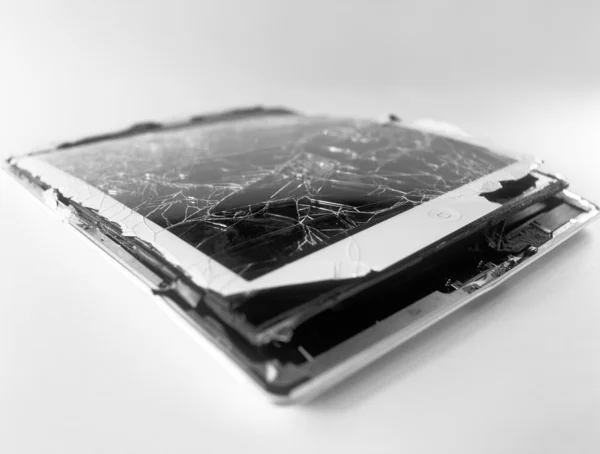 Dispositivo mobile rotto . — Foto Stock