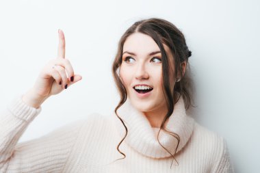 Kız herfinger gösterir