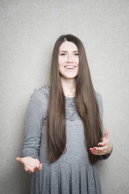 genç kadın gesticulating