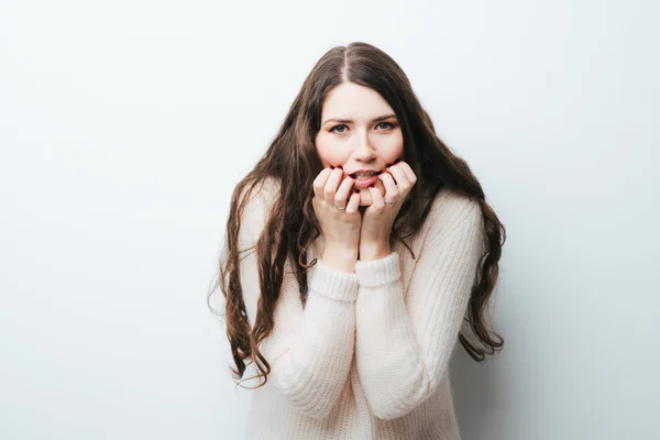 Mädchen hat Angst vor etwas — Stockfoto