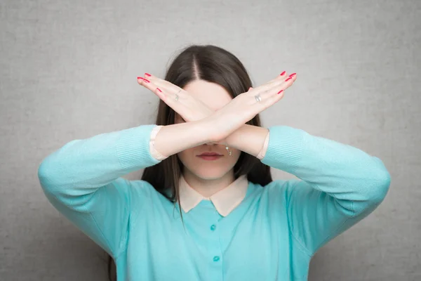 Chica muestra stop gesto — Foto de Stock