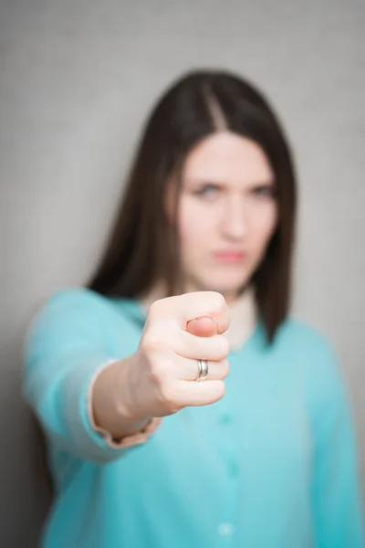 Mujer mostrando gesto de higo — Foto de Stock