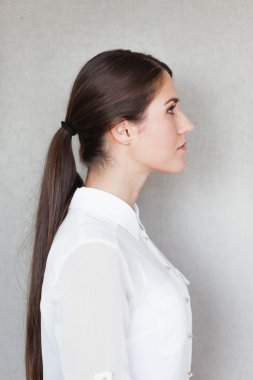 kadın portresi profili