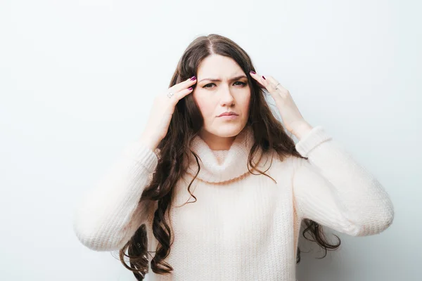 若い女性が頭痛の種 — ストック写真