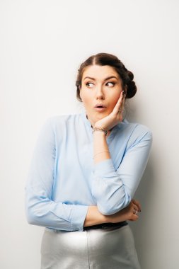 sevimli sürpriz kadın 