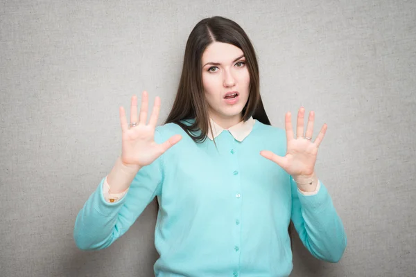 Frau zeigt Stopp-Geste — Stockfoto