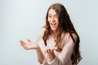 bir şey görünmez tutan irl