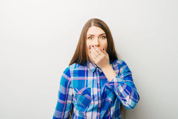 Young woman surprised — Stock Photo, Image