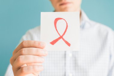 AIDS kurdele simgesi