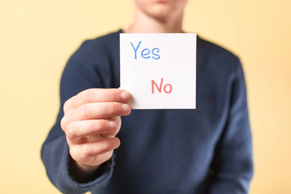 Yes and No sing on paper — Stock Photo, Image