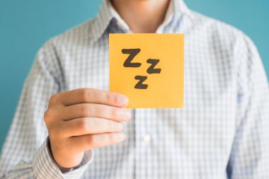 kağıt üzerinde uyku işareti