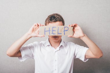 Yardım kelime tutan adam