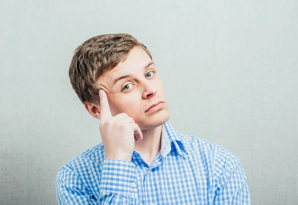 Man tries to remember something — Stock Photo, Image