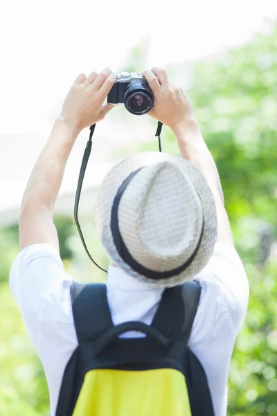 Турист фотографирует — стоковое фото