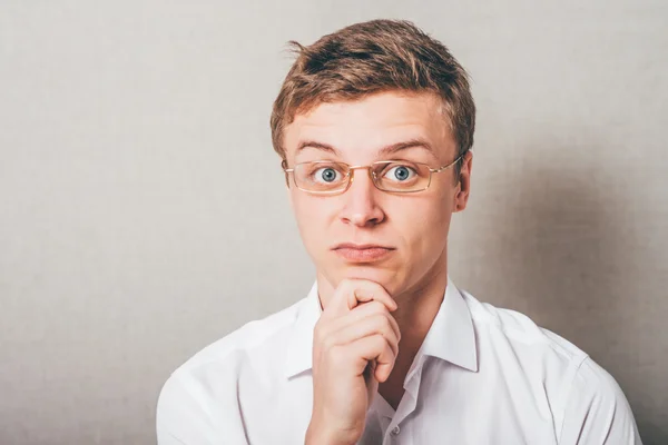 Man in  glasses thinking — Stock Photo, Image