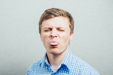 Adam dilini gösterir