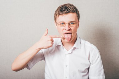 Adam dilini gösterir