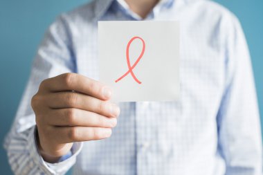  AIDS bilinçlendirme kırmızı kurdele simgesi