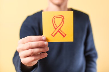 AIDS şerit şarkı kağıt üzerinde