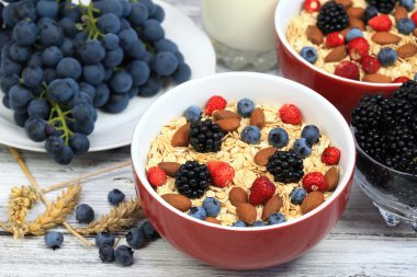 Sağlıklı ev yapımı yulaf ezmesi Kahvaltı