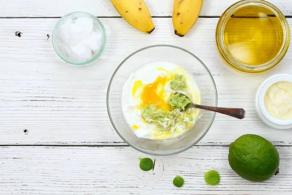 Natural Ingredients Smoothing Softening Hydrating Hair Banana Avocado Lime Yogurt — Stock Photo, Image