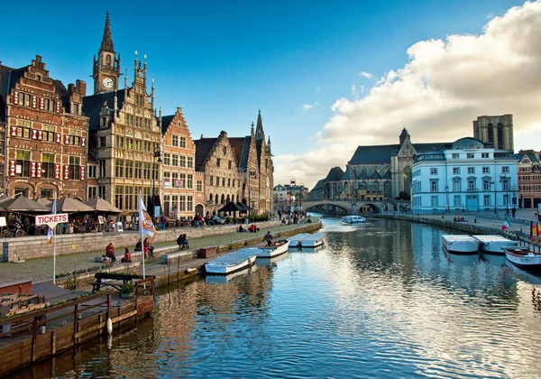 Nice houses in the old town of Ghent — Stock Photo, Image