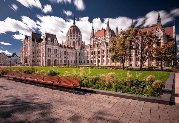 Słynny Węgierski Parlament Placu Kossuth Budapeszt — Zdjęcie stockowe