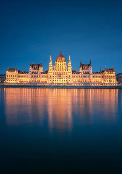 Vista Sobre Parlamento Húngaro Noite — Fotografia de Stock
