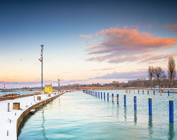 Puesta Sol Puerto Invierno Lago Balaton —  Fotos de Stock