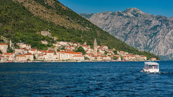 Perast Monenegro 2019年8月7日 モンテネグロの旧市街の景色 — ストック写真