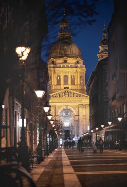 Budapeşte 'deki ünlü Aziz Stephen Katedrali