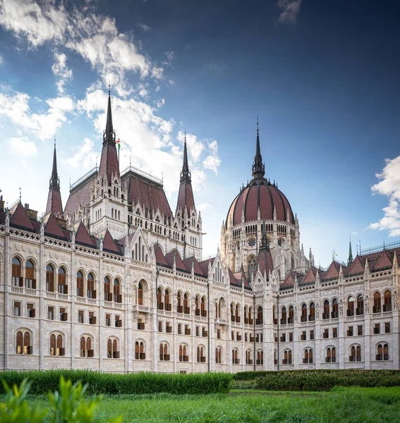 Exterior Famoso Parlamento Húngaro Budapeste — Fotografia de Stock