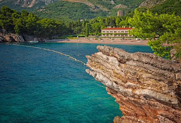 Bonita Playa Rocosa Sveti Stefan Montenegro — Foto de Stock